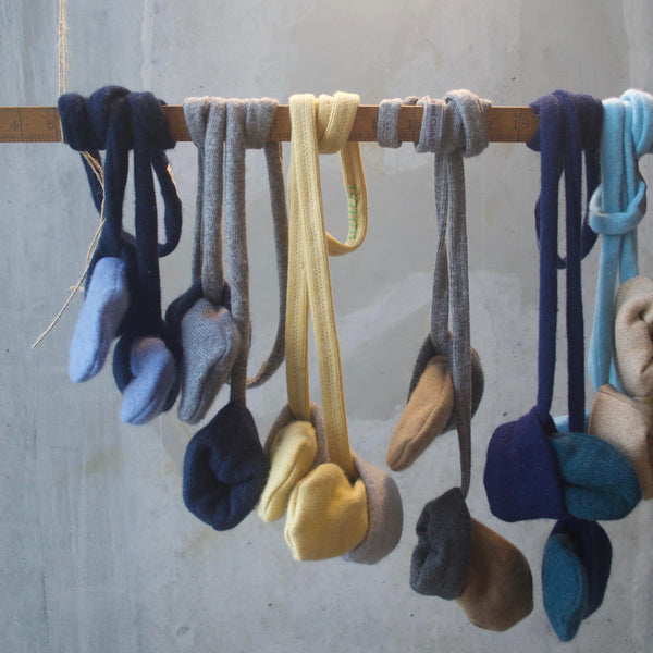 Cashmere Mittens - Architect Steel