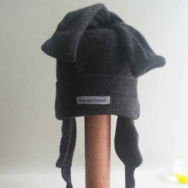 Cashmere Trapper Hat - Deep Gray