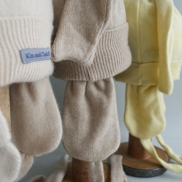 Cashmere Trapper Hat - Soft Peach