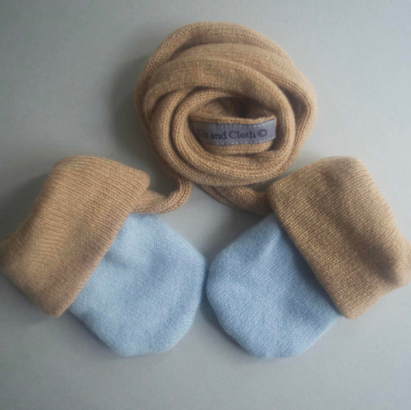 Cashmere Mittens - Sky/Camel