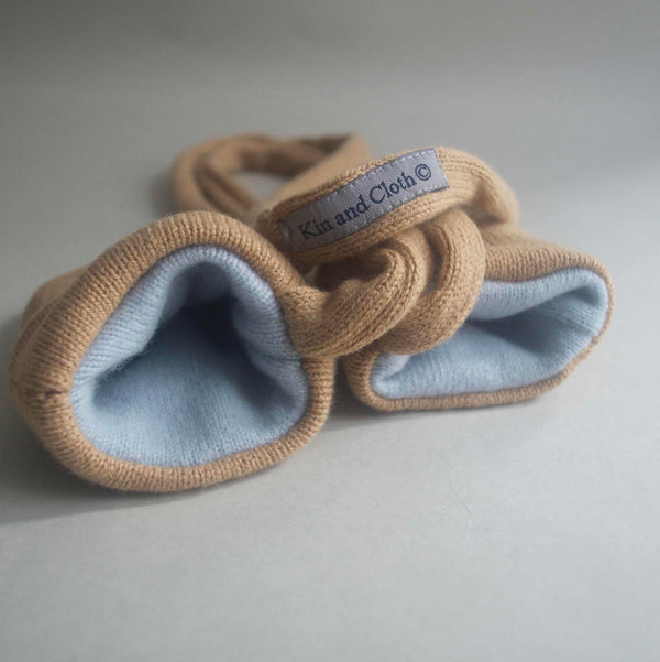 Cashmere Mittens - Sky/Camel